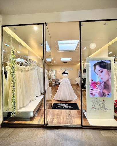 Love is Love Bolzano - Outlet Sposi e Cerimonia