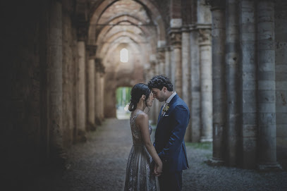 Michele Belloni Wedding Photographer in Tuscany