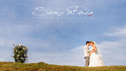 SenzaPosa Photography Studio