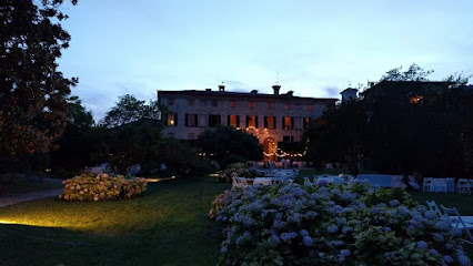 Palazzo Monti della Corte
