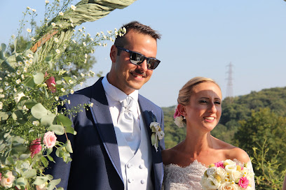 Cristina Wedding Celebrant