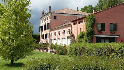 Villa Correr Agazzi con Barchessa